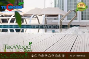 Sàn nhựa giả gỗ lót hồ bơi