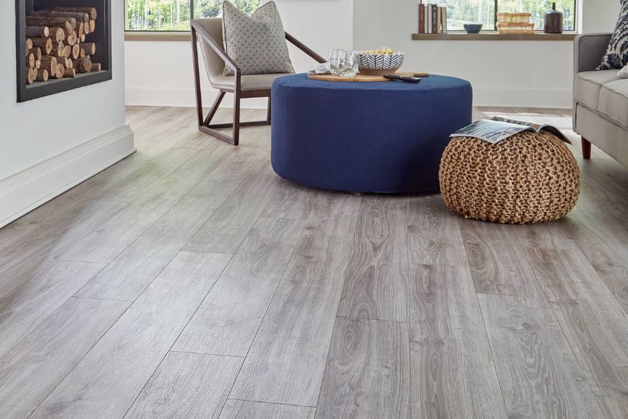 Sàn gỗ tự nhiên màu sáng